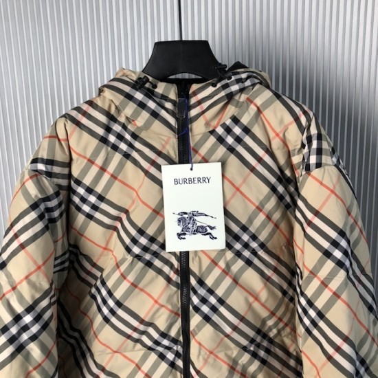 Burberry Reversible Check Nylon Snowdonia Puffer Jacket