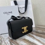 Celine Shoulder Bag Triomphe in shiny calfskin Black