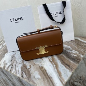 Celine Shoulder Bag Triomphe in shiny calfskin Tan