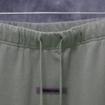 FEAR OF GOD FOG Essentials Fleece Shorts Weathered Moss