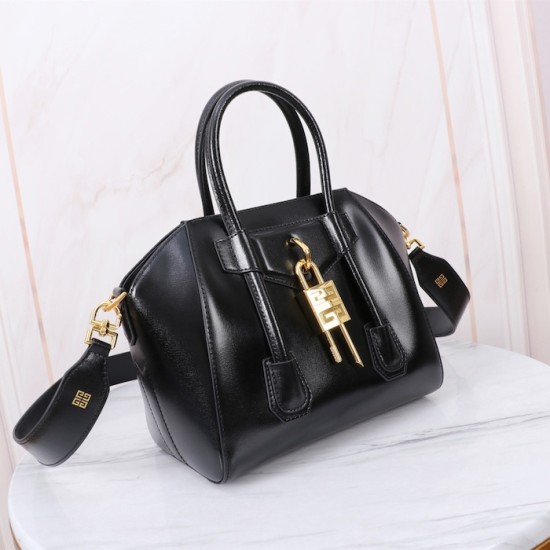 Givenchy Mini Antigona Lock bag in Box leather black