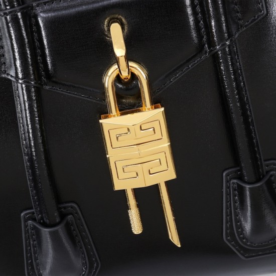 Givenchy Mini Antigona Lock bag in Box leather black