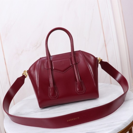 Givenchy Mini Antigona Lock bag in Box leather Red