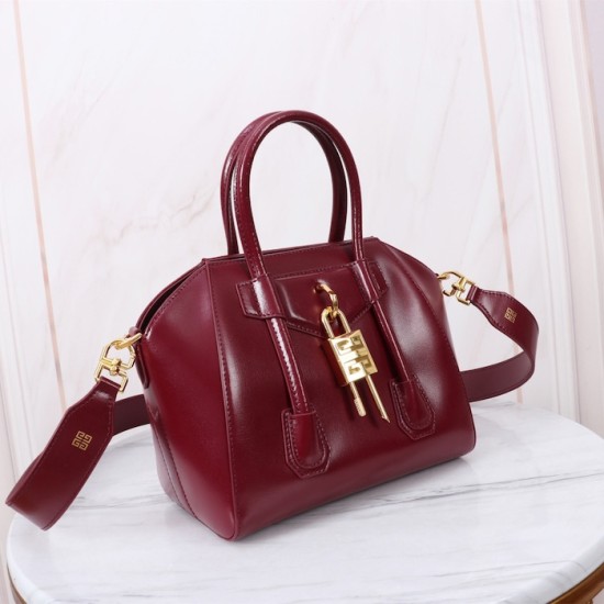 Givenchy Mini Antigona Lock bag in Box leather Red