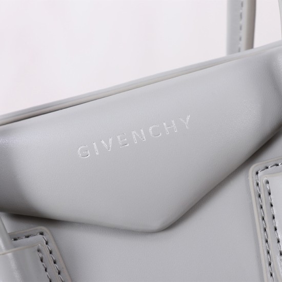 Givenchy Small Antigona bag in Box leather Grey