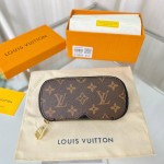 Louis Vuitton Sunglasses Pouch GM GI0633