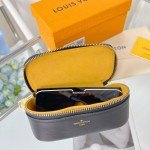 Louis Vuitton Sunglasses Pouch GM GI0633