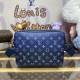 Replica Louis Vuitton Monogram Gradient Trio Messenger M11592