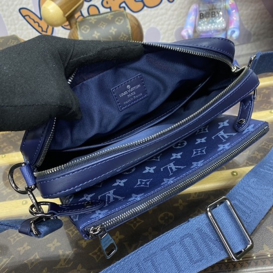 Replica Louis Vuitton Monogram Gradient Trio Messenger M11592