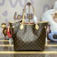 Replica Louis Vuitton Reversible Neverfull Bandoulière Inside Out MM M12096