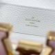 Louis Vuitton Capucines BB White M12279