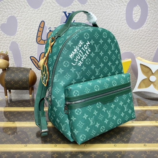 Louis Vuitton Discovery Backpack PM M12780