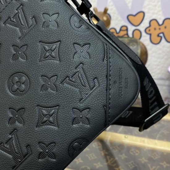 Replica Louis Vuitton Monogram Shadow Trio Messenger M46602