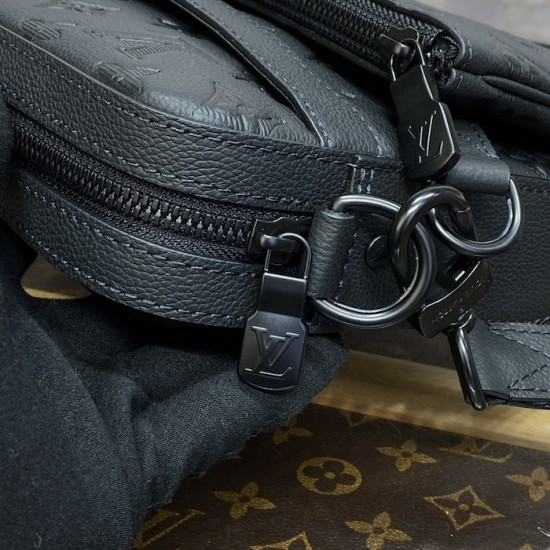 Replica Louis Vuitton Monogram Shadow Trio Messenger M46602