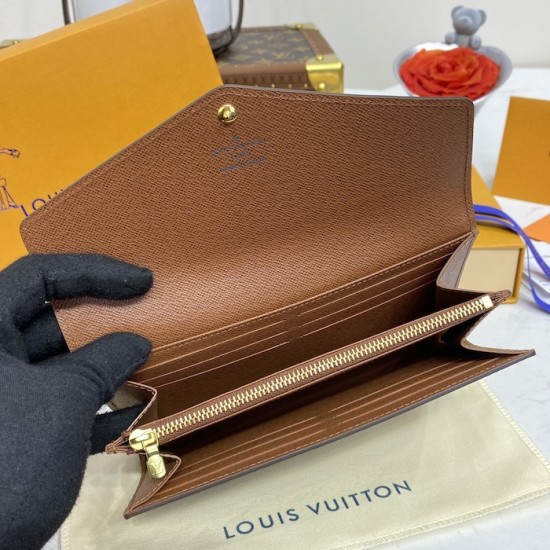 Louis Vuitton Sarah Wallet M60531