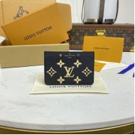 Louis Vuitton Card Holder M81022