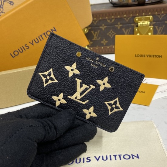 Louis Vuitton Card Holder M81022