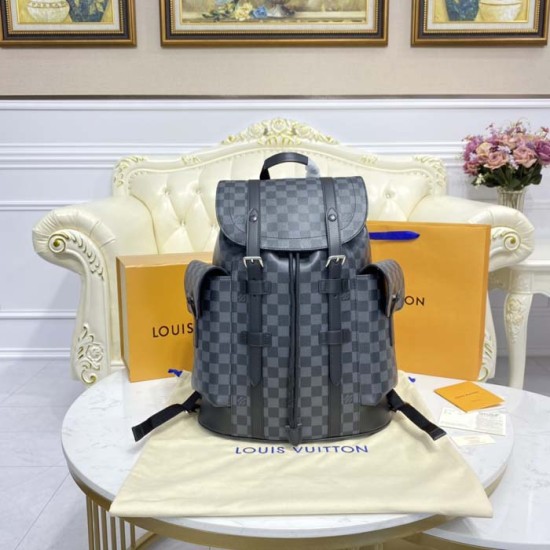 Replica Louis Vuitton Damier Graphite hristopher MM N41379