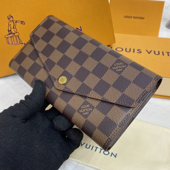 Louis Vuitton Sarah Wallet N63209