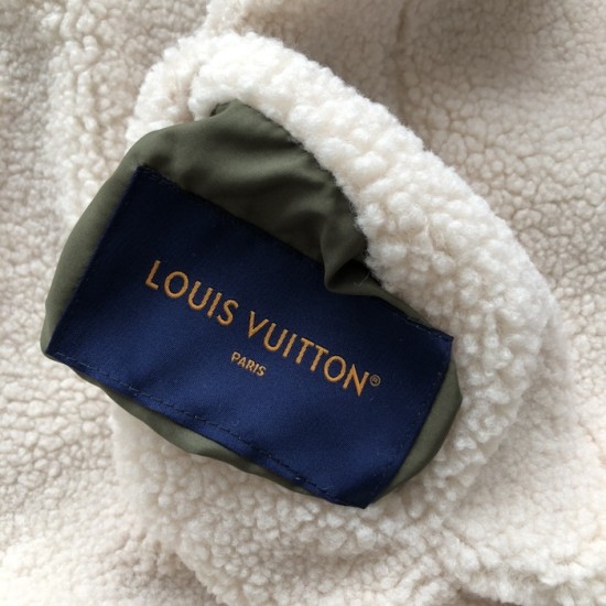 Louis Vuitton Reversible Nylon And Fleece Windbreaker 1AGIOJ