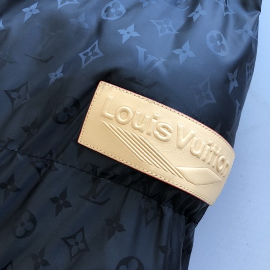 Louis Vuitton Monogram Down Jacket 1AGIRP