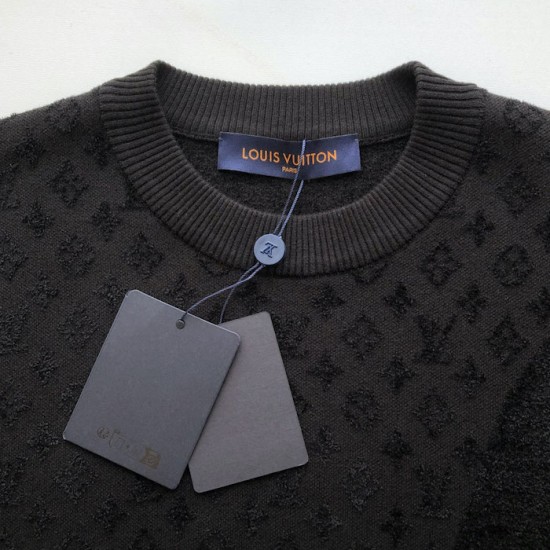 Louis Vuitton Graphic Jacquard Short-Sleeved Crewneck 1AHCMU