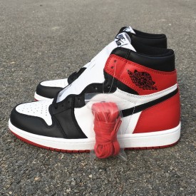 Replica Air Jordan 1 Black Toe