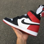 Air Jordan 1 Retro High OG Black Toe