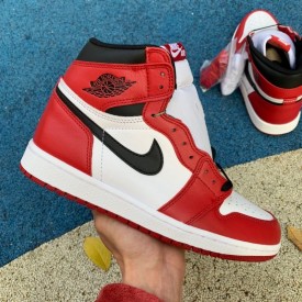 Replica Air Jordan 1 Chicago