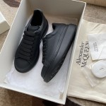 Alexander Mcqueen Oversized Sneaker Black color