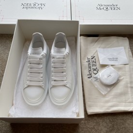 Replica Alexander McQueen Sneaker