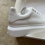 Alexander Mcqueen Oversized Sneaker White color