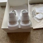 Alexander Mcqueen Oversized Sneaker White color