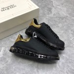 Alexander Mcqueen Oversized Sneaker Mirror Metallic Gold