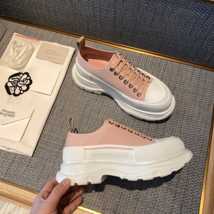 Alexander McQueen Tread Slick Lace up Sneakers Pink