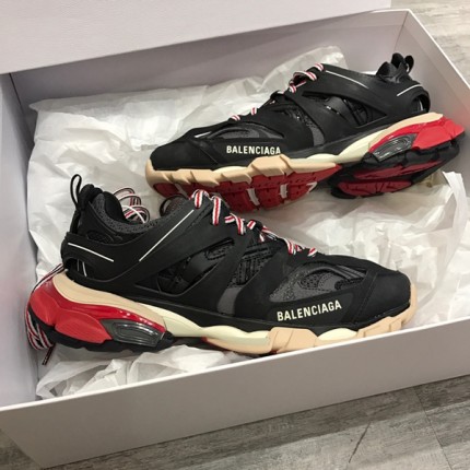 Balenciaga Track 3.0 Sneakers Red Black