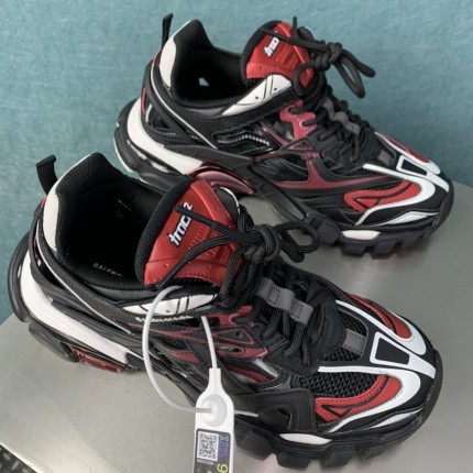 Balenciaga Track 2 Sneakers Black/Red