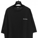 Balenciaga Logo Medium Fit T-shirt in Black