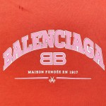 Maison Balenciaga T-shirt Medium Fit in Red