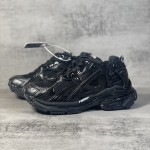 Balenciaga Runner Sneaker in Black