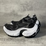 Balenciaga 10XL Sneaker in Black / White