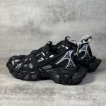 Balenciaga 3XL Extreme Lace Sneaker in Black / White