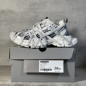 Balenciaga 3XL Extreme Lace Sneaker in White / Black