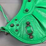 Balenciaga Women's Le Cagole Xs Shoulder Bag in Green