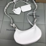 Balenciaga Women's Le Cagole Xs Shoulder Bag in White