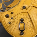 Balenciaga Women's Le Cagole Xs Shoulder Bag in Yellow