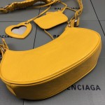 Balenciaga Women's Le Cagole Xs Shoulder Bag in Yellow