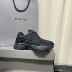 Balenciaga Phantom Sneaker in Black