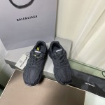 Balenciaga Phantom Sneaker in Black