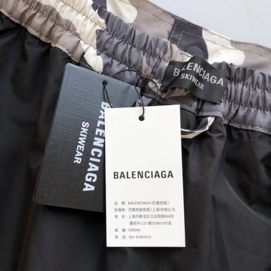 Balenciaga Men's Ski Straight Pants in Grey